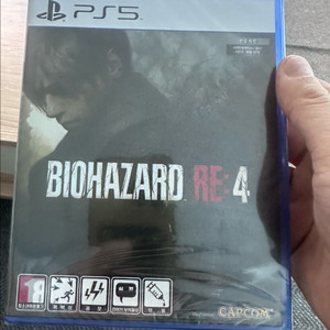 플스5 바이오하자드re4 초회판 미개봉 새재품