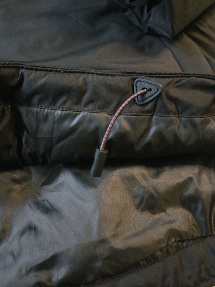 클라터뮤젠 우르드 후드 패딩 자켓 새제품--7