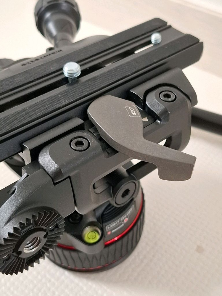 맨프로토 MVH612AH Nitrotech 유압식 비디오 헤드--3