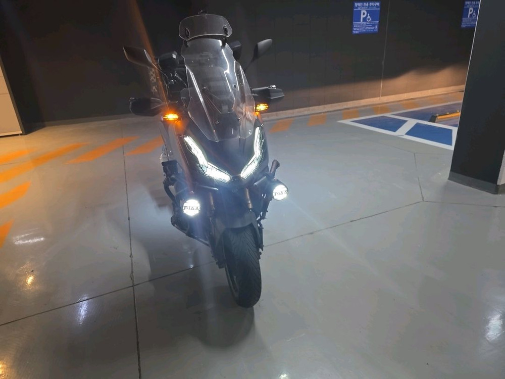 adv350 22년식 풀튜닝 대차구합니다 이미지