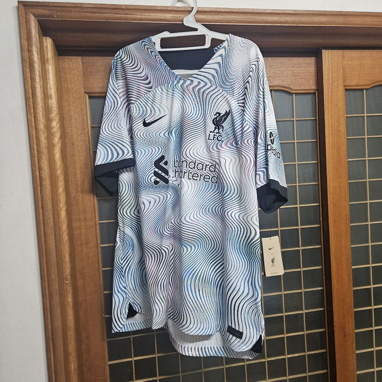 리버풀 22-23 어웨이 유니폼--0