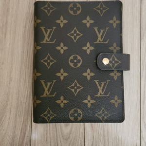 루이비통 아젠다 다이어리