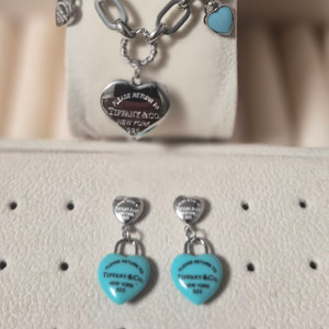 티스타일 민트통통하트 실버컬러 귀걸이 목걸이 세트 (새상품)