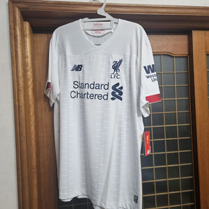 리버풀 19-20 어웨이 유니폼