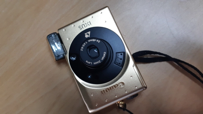 Canon IXUS 캐논 금장 익서스 필름 카메라 이미지