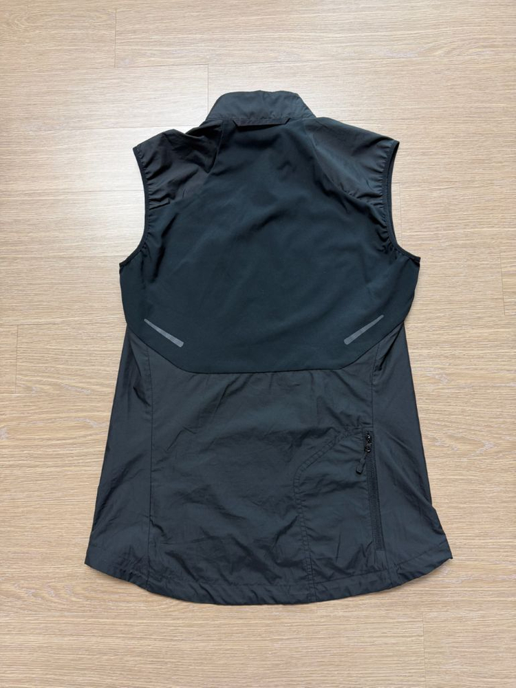 하그로프스 방풍 조끼 여성용--1