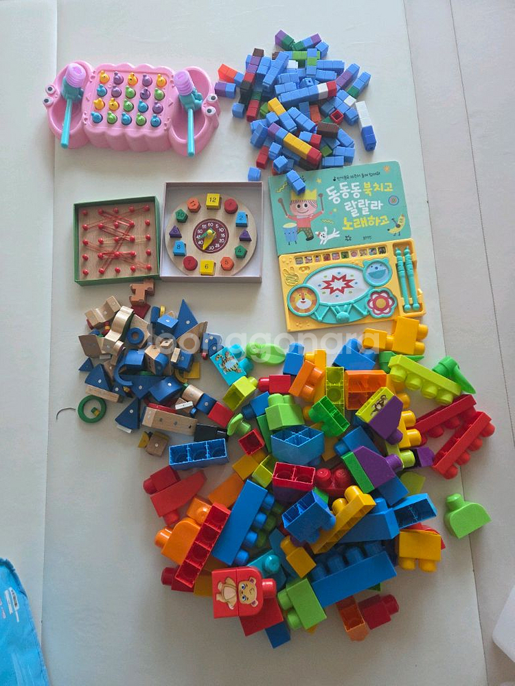 유아장난감전부 (메가블럭, 콩순이병원놀이 등등)--1