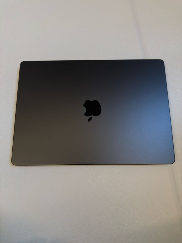 맥북 프로 14 / M3 Pro11코어 / 14코어 GPU / 1TB / 36GB / 한글 이미지