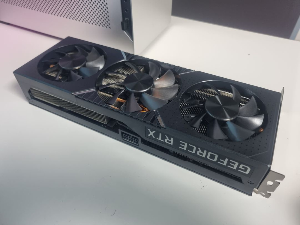 NVIDIA GeForce RTX 3070 Ti 8GB--0
