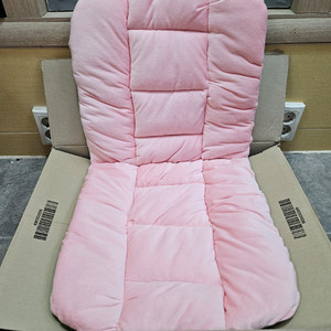 의자 학생 사무용 분홍색 바운서 시트 45x48cm. 새제품