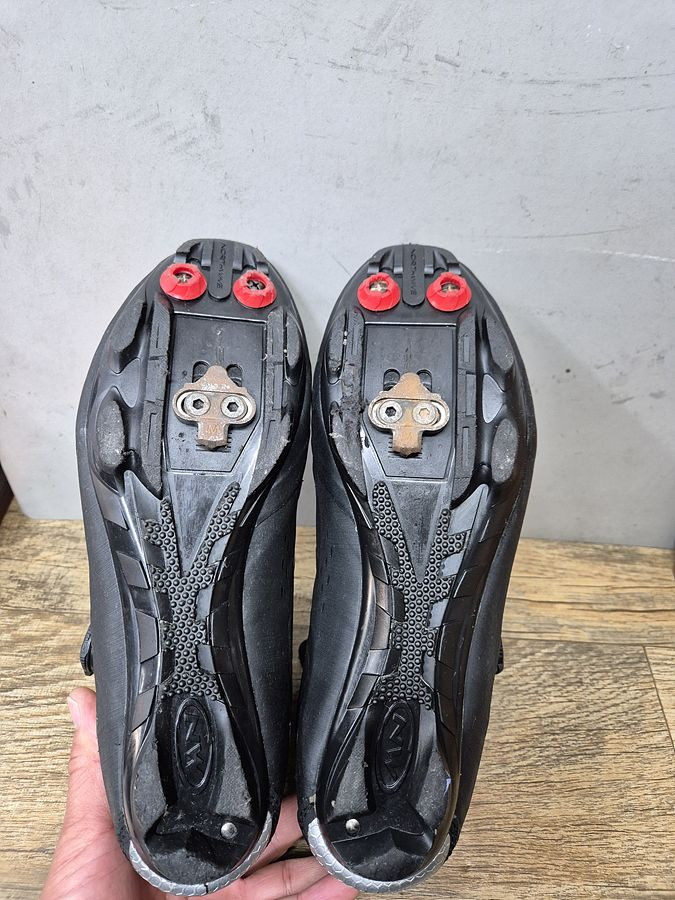 노스웨이브 익스트림 XCM GTX겨울신발275--6