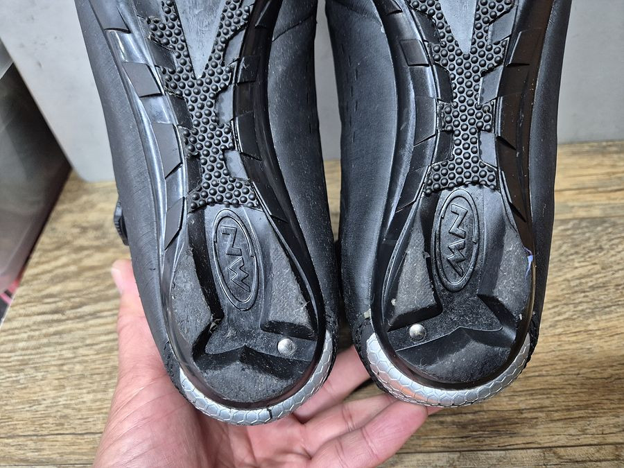 노스웨이브 익스트림 XCM GTX겨울신발275--7