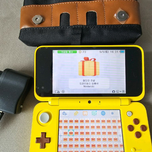 닌텐도 2DS XL 포켓몬 에디션