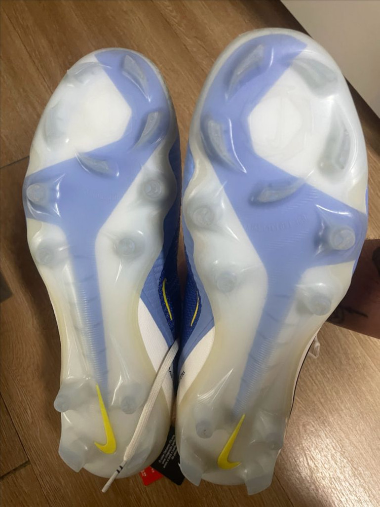 팬텀6 엘리트 fg 280 축구화--1