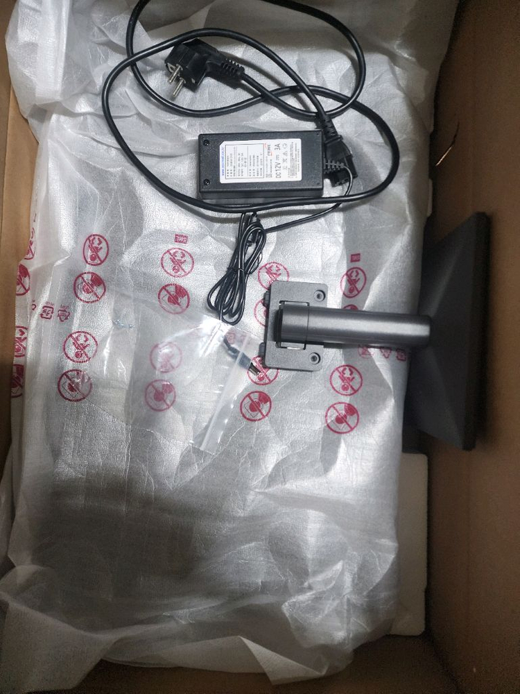 LG 사무용, 게임용 75hz 24인치 모니터 팝니다--3