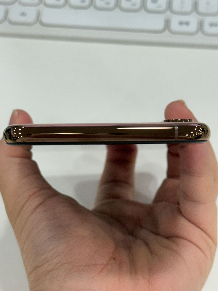 아이폰XS맥스 골드 64GB--4