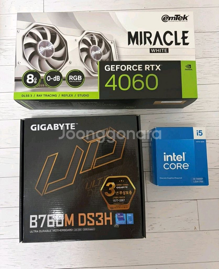 데스크탑 게이밍PC 본체 4060 / 32GB 판매해요--3