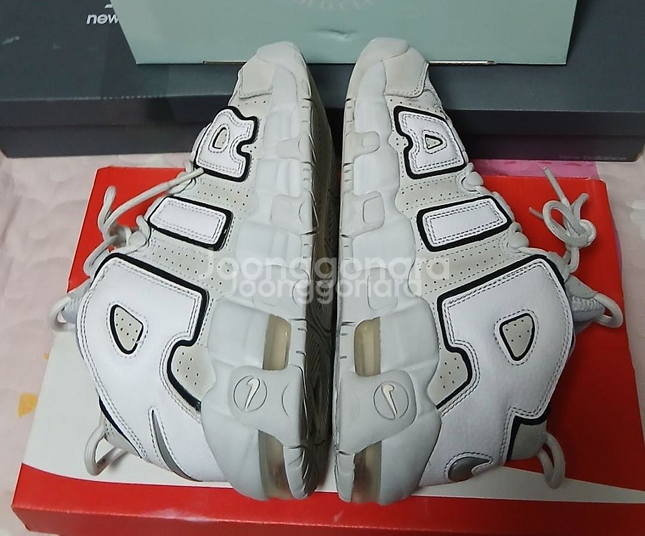 나이키에어 모어 업템포96 230운동화 스니커즈--7