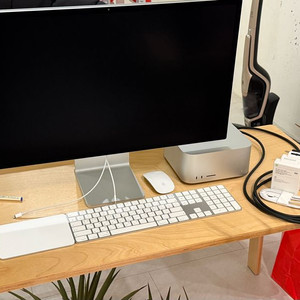 애플 모니터+맥스튜디오+@(S급)새상품 흡사, 당일 직배송 가능(배송비별도)