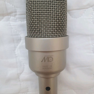 부품용고장품 게펠 캡슐 리스킨한 GEFELL M940 마이크 팝니다