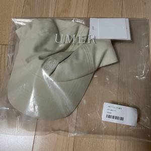 유메르 시그니처 볼캡 라이트베이지 이미지