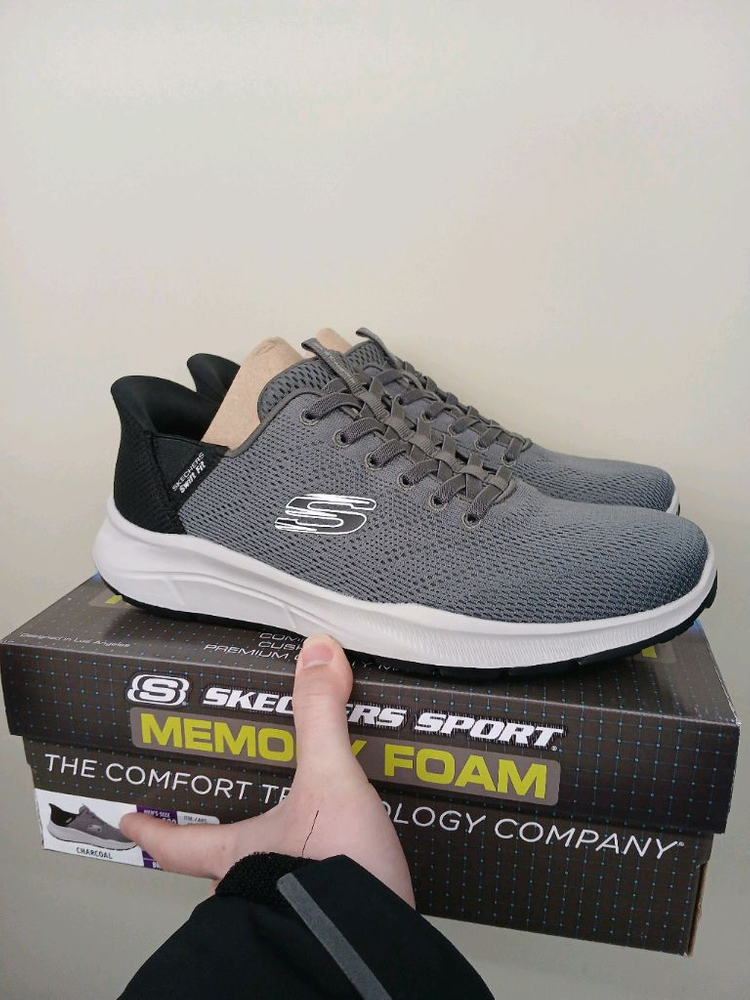 정품 스케쳐스 메모리폼 핸즈프리 운동화 새상품--2