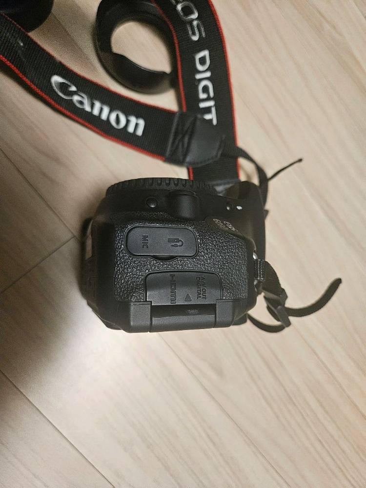 캐논 600d +번들렌즈 +헝그리망원 이미지