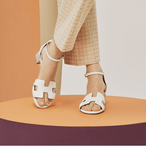 [정품] 에르메스 산토리니 샌들 화이트 황금사이즈