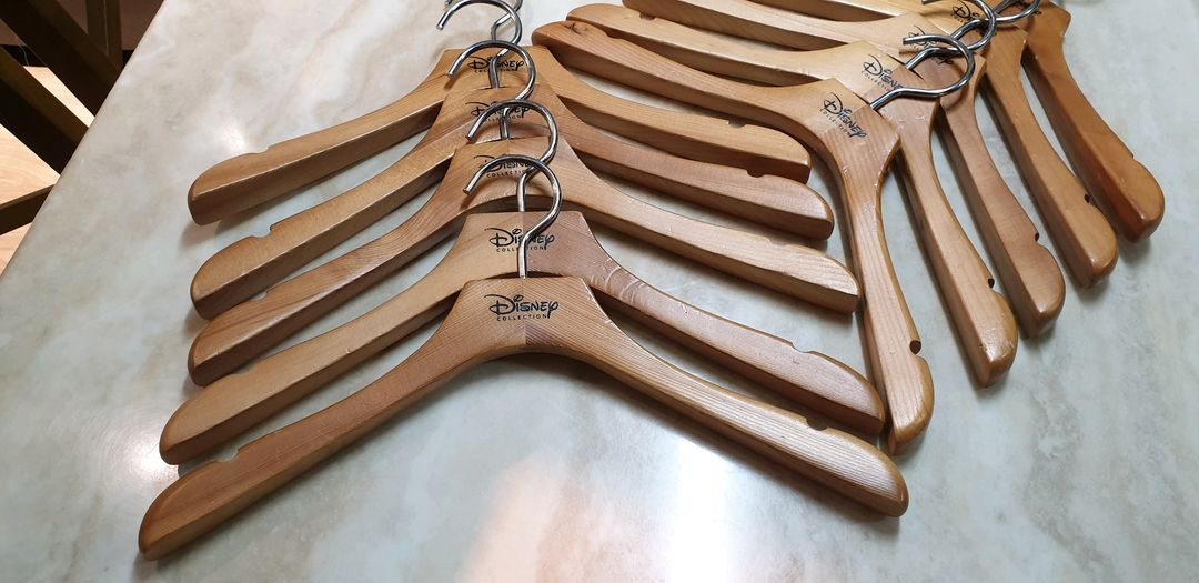디즈니 컬렉션 원목 옷걸이 10개--8