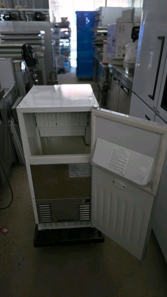 SK매직 사무실 대형제빙기 SIM-015B판매합니다 이미지