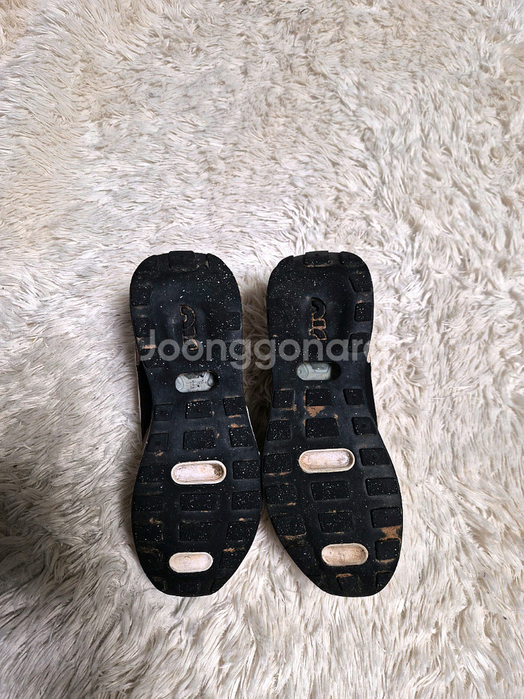 나이키 에어맥스 프리데이 베이지 235mm--6