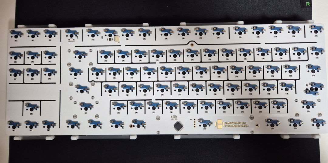 타이거 라이트 Tiger 80 Lite 화이트 (하이퍼보링/TX스태빌/Y3/미쿠키캡) 이미지