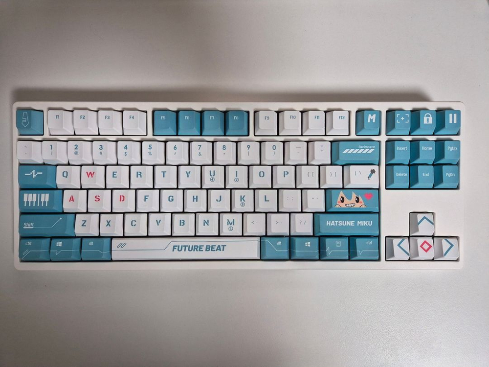 타이거 라이트 Tiger 80 Lite 화이트 (하이퍼보링/TX스태빌/Y3/미쿠키캡) 이미지