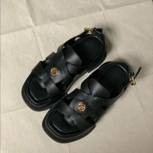 루이비통 마야 플랫폼 샌들