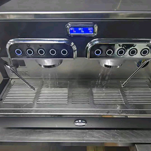 커피 머신 2그룹 까리말리 E2K 점검완료