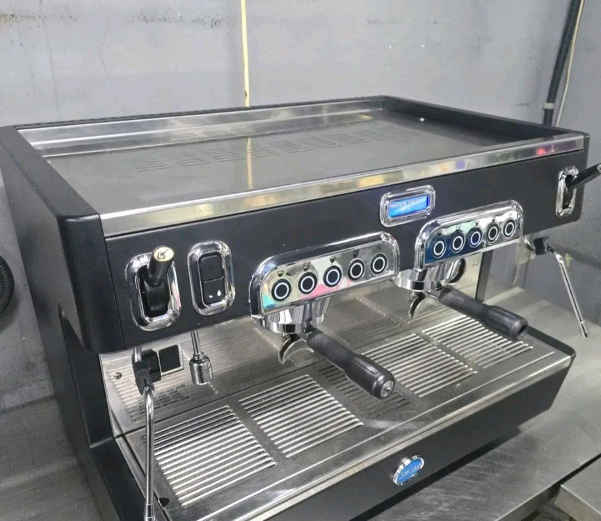 커피 머신 2그룹 까리말리 E2K 점검완료--2