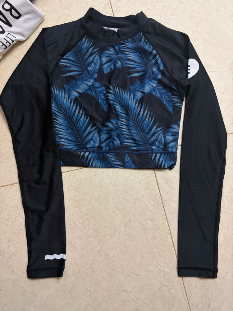 배럴 래쉬가드 S상의 3장 일괄--1