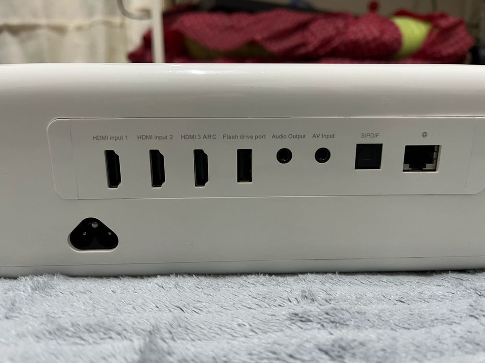 샤오미 미레이저 150 초단초점 프로젝터 4K 지원--2