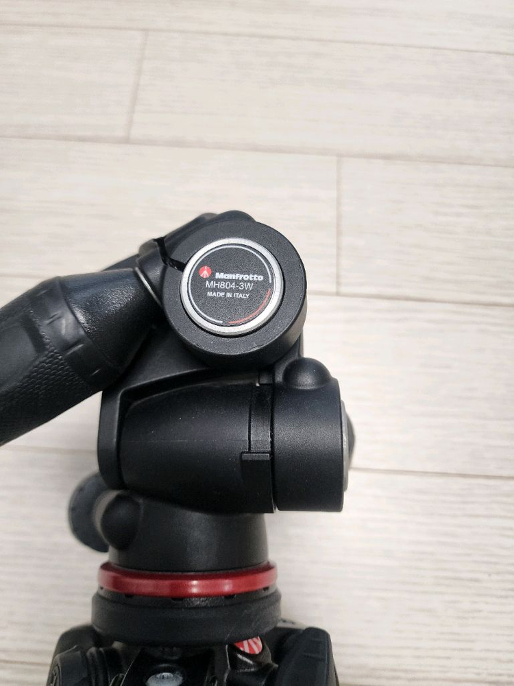 맨프로토 mt190x3 삼각대 + mh804-3w 헤드 판매합니다--5