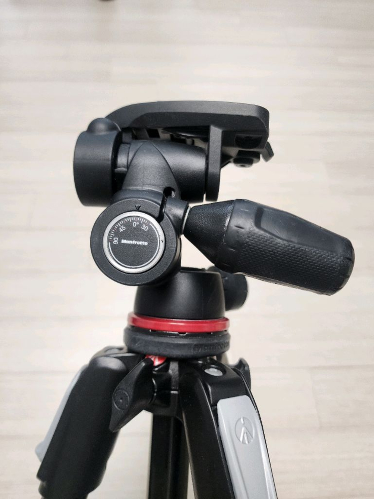 맨프로토 mt190x3 삼각대 + mh804-3w 헤드 판매합니다--6