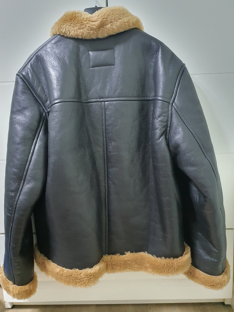 (새상품) 산드로 남성 시어링 무스탕 (사이즈M, L)--4