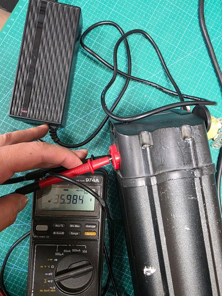 모토벨로 전기자전거 배터리 수리 G7 G8 이미지