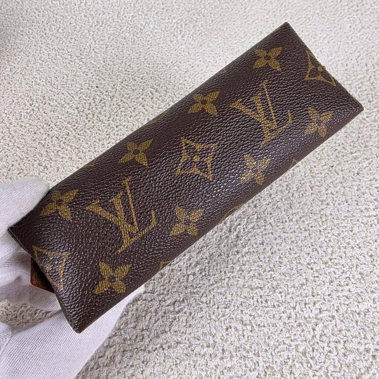 루이비통 클러치백 코스메틱 파우치 pm--3