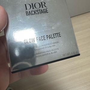 디올 글로우 페이스 팔레트 하이라이터 001 유니버셜