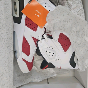 조던6 카마인 새상품 나코탭 이미지