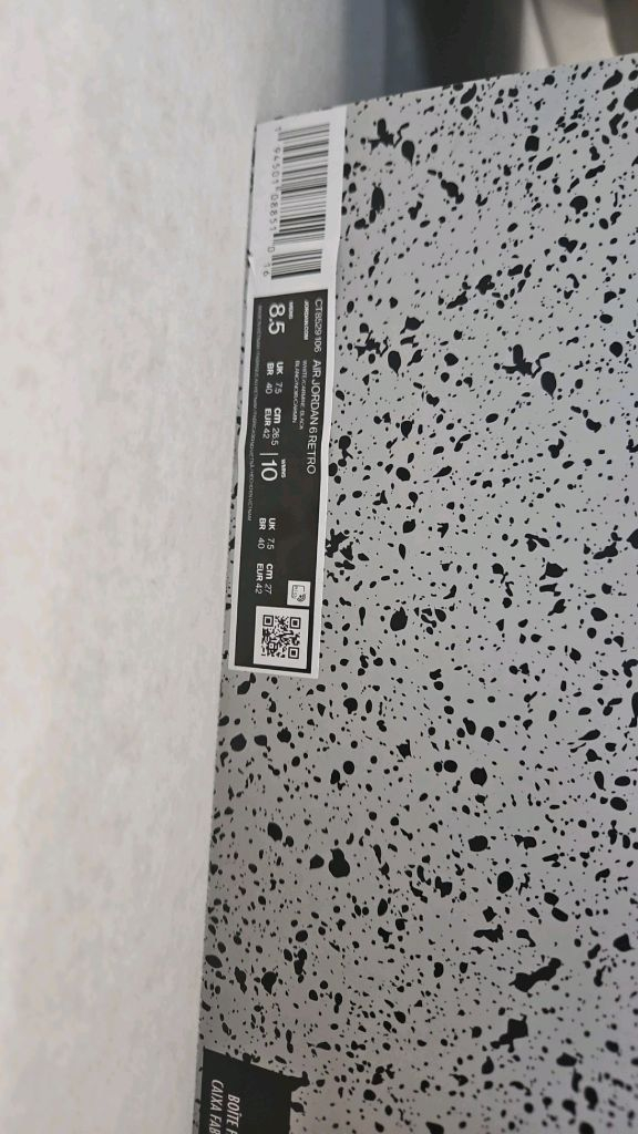 조던6 카마인 새상품 나코탭 이미지