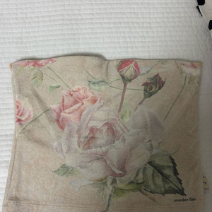 오버듀플레어 꽃무늬 튜브탑