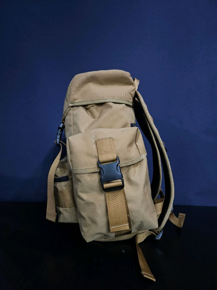 내셔널지오그래픽 카멜 남성 밀리터리 백팩--1