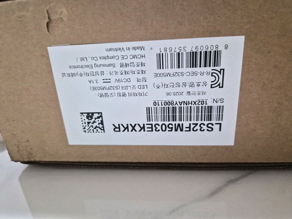 삼성스마트 모니터 M5. 32인치 새상품 이미지