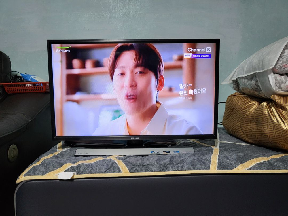 삼성 28인치 TV겸모니터--2